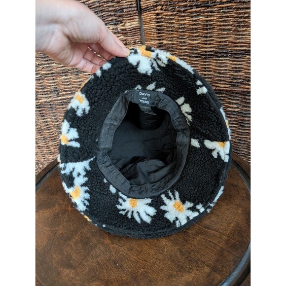 NWT Y2K Sherpa Fleece Daisy Bucket Hat Womens OS Floral 90s Fairy Grunge Hip Hop - Picture 9 of 9